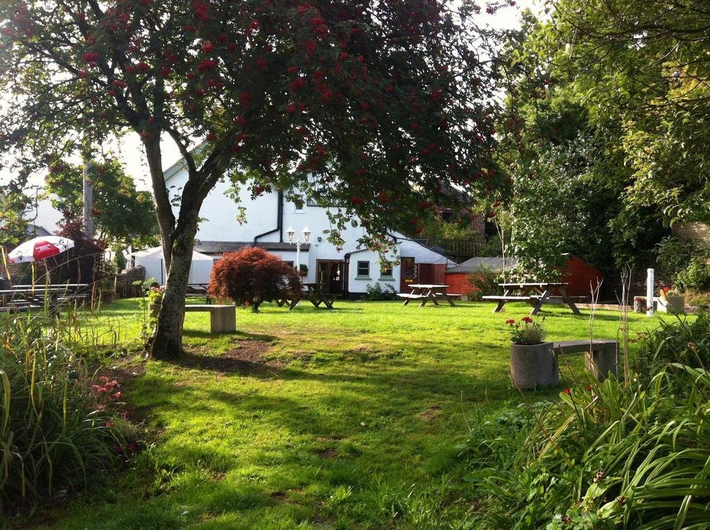Notley Arms Inn Exmoor National Park Elworthy Exterior photo